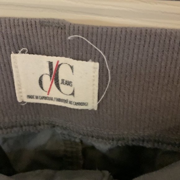 D/C Grey Shorts Size 30 - Picture 2 of 6